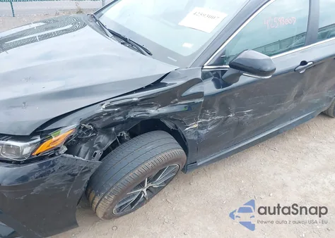 2023 Toyota Camry Se z USA, uszkodzony, nr VIN 4T1G11AK9PU838642